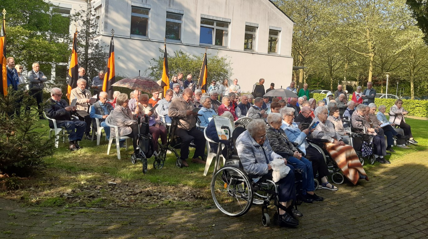 Kolpingmaiandacht 2023 an der Lourdesgrotte